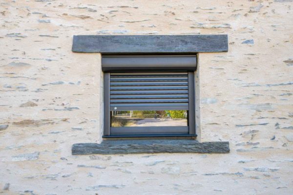 Volets à mini caisson | Ma fenêtre by Ed